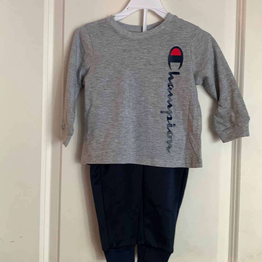 Champion kid outfit